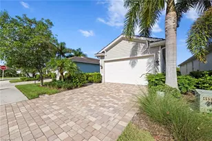 28296 Seasons Tide Ave, Bonita Springs, FL 34135 - Photo 4
