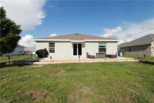 2702 NE 5th Ave, Cape Coral, FL 33909 - Photo 36