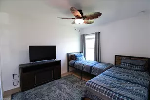 2702 NE 5th Ave, Cape Coral, FL 33909 - Photo 28