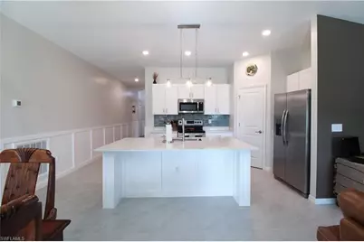 2702 NE 5th Ave, Cape Coral, FL 33909 - Photo 6