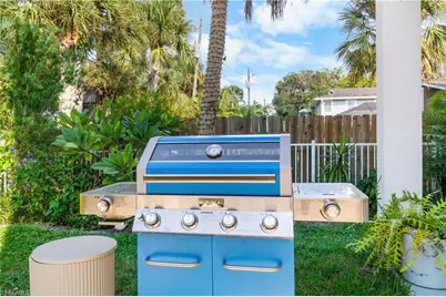 719 Park Ave, Naples, FL 34110 - Photo 34