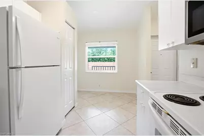 193 Robin Hood Cir #203, Naples, FL 34104 - Photo 16