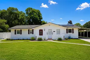 655 SW Pointview Rd, Keystone Heights, FL 32656 - Photo 2