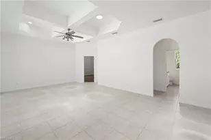 410 17th St SW, Naples, FL 34117 - Photo 18