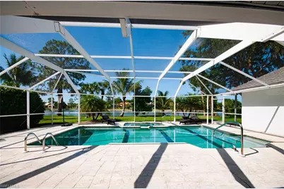 559 Henley Dr, Naples, FL 34104 - Photo 38