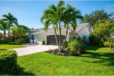 559 Henley Dr, Naples, FL 34104 - Photo 40