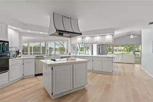 559 Henley Dr, Naples, FL 34104 - Photo 16