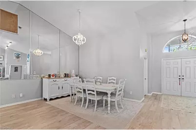559 Henley Dr, Naples, FL 34104 - Photo 10