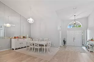 559 Henley Dr, Naples, FL 34104 - Photo 8