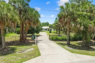 556 6th St SE, Naples, FL 34117 - Photo 42