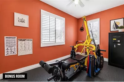 556 6th St SE, Naples, FL 34117 - Photo 22