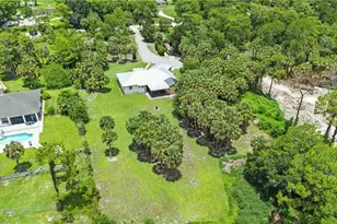 556 6th St SE, Naples, FL 34117 - Photo 48
