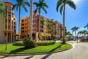 451 Bayfront Pl, Naples, FL 34102 - Photo 22