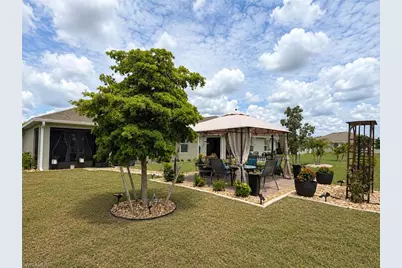 16818 Pink Coral Path, North Fort Myers, FL 33903 - Photo 4