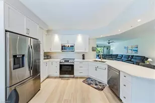 6914 Satinleaf Rd N, Naples, FL 34109 - Photo 10