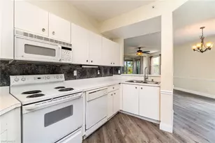 2408 Millcreek Ln, Naples, FL 34119 - Photo 10