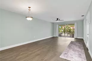 300 Valley Stream Dr, Naples, FL 34113 - Photo 6