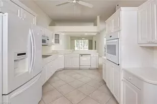 2405 Hidden Lake Dr, Naples, FL 34112 - Photo 6