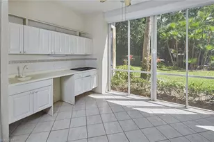 2405 Hidden Lake Dr, Naples, FL 34112 - Photo 14