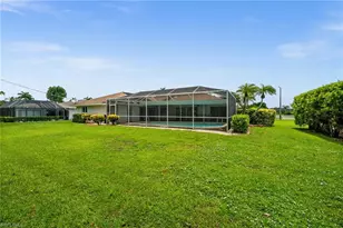 421 Palm River Blvd, Naples, FL 34110 - Photo 30