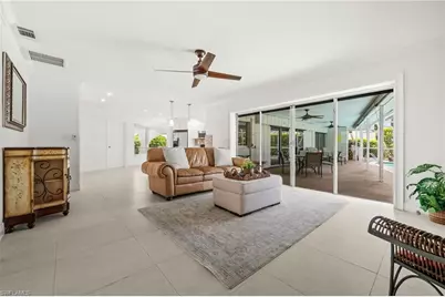 421 Palm River Blvd, Naples, FL 34110 - Photo 8