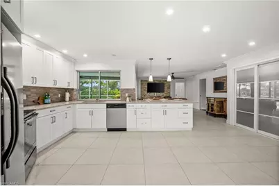421 Palm River Blvd, Naples, FL 34110 - Photo 2