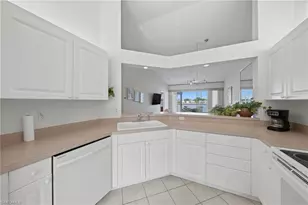 3320 W Crown Pointe Blvd, Naples, FL 34112 - Photo 10