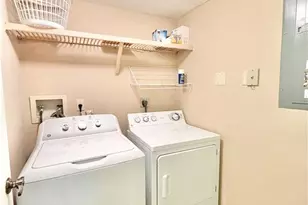 509 Roma Ct, Naples, FL 34110 - Photo 22
