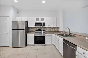 15995 Caldera Ln, Naples, FL 34110 - Photo 10