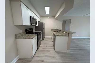 5315 Summerlin Rd #1504, Fort Myers, FL 33919 - Photo 8