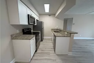 5315 Summerlin Rd, Fort Myers, FL 33919 - Photo 8
