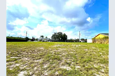 1371 Granada Blvd, Naples, FL 34103 - Photo 8