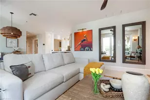 365 5th Ave S, Naples, FL 34102 - Photo 8
