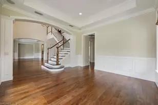 2263 Coach House Ln, Naples, FL 34105 - Photo 10