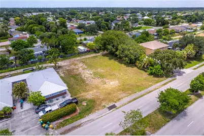 2171 Sunshine Blvd, Naples, FL 34116 - Photo 2