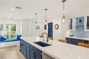1060 6th St S, Naples, FL 34102 - Photo 4