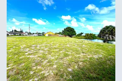 1359 Granada Blvd, Naples, FL 34103 - Photo 10