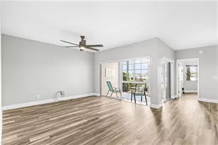 2671 Citrus Lake Dr, Naples, FL 34109 - Photo 4
