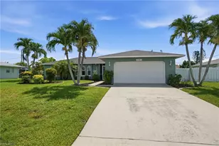 329 SE 16th Pl, Cape Coral, FL 33990 - Photo 2