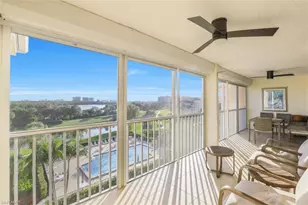 360 Horse Creek Dr, Naples, FL 34110 - Photo 14