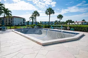 13 High Point Cir N, Naples, FL 34103 - Photo 28