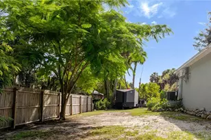 211 Palmacea Rd, Fort Myers, FL 33905 - Photo 32