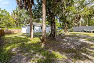 211 Palmacea Rd, Fort Myers, FL 33905 - Photo 30