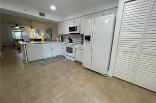 28940 Bermuda Pointe Cir, Bonita Springs, FL 34134 - Photo 4