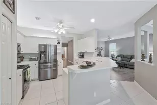 1340 Charleston Square Dr, Naples, FL 34110 - Photo 6