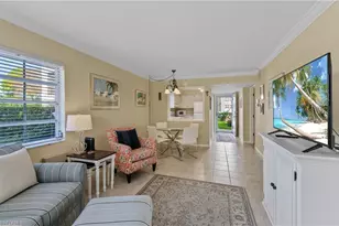 5 High Point Cir W, Naples, FL 34103 - Photo 8