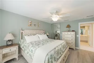 3006 Futuna Ln, Naples, FL 34119 - Photo 14