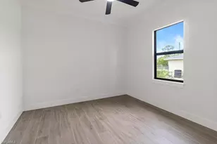 562 20th St SE, Naples, FL 34117 - Photo 12