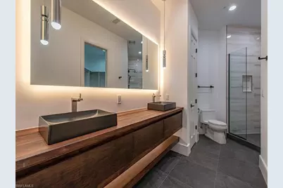60 Seagate Dr #305, Naples, FL 34103 - Photo 18