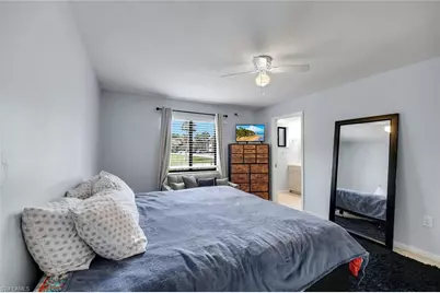 1400 Green Valley Cir #1002, Naples, FL 34104 - Photo 12